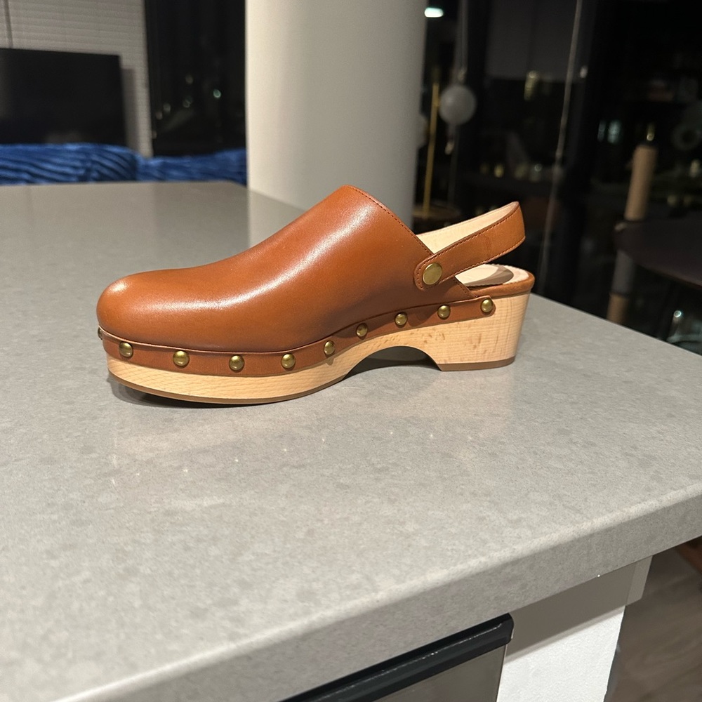 Never worn brand new j crew rich oak clogs. 9M